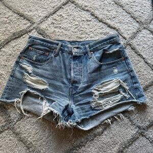 Levi’s premium 501 denim shorts Jean shorts high rise button fly distressed 30